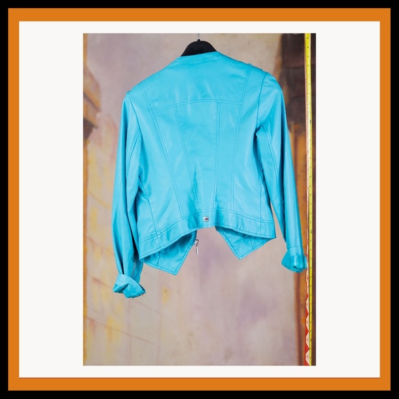 SOLD Daughter Took -- GONE Baby Blue Faux Leather - Picture 5 of 5